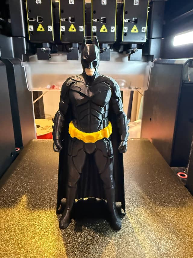 Photo of an actual print of Batman : Dark Knight Ultra Detailed Color Statue!